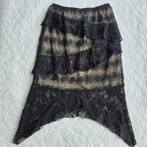 Adiva Crochet And Lace Ruffle Black Skirt With Curve Pointed Hem